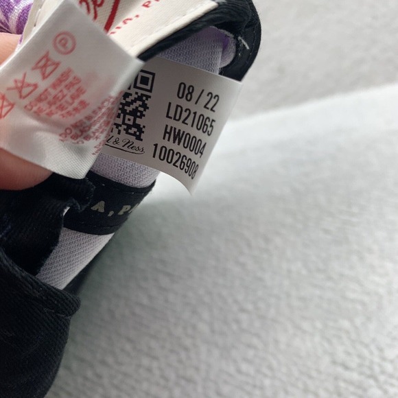 Mitchell & Ness Purple and Yellow Lakers Hat - Picture 13 of 13